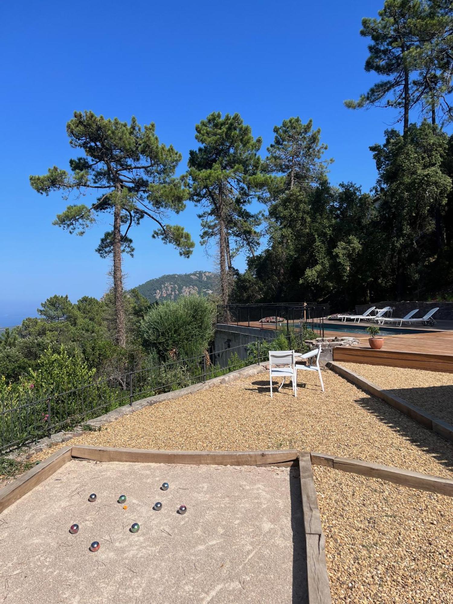 Villa Ormarine, Vue Exceptionnelle Sur La Baie De Cannes Et Le Mercantour Les Adrets-de-l'Esterel Exterior photo